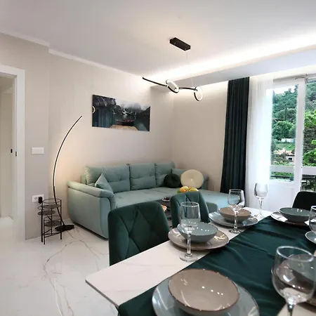 ^ Luxury Two Bed In Heart Of Portoroz, Slovenia ^ *