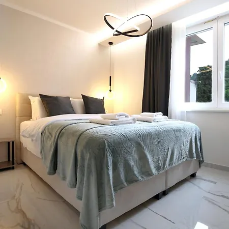 ^ Luxury Two Bed In Heart Of Portoroz, Slovenia ^