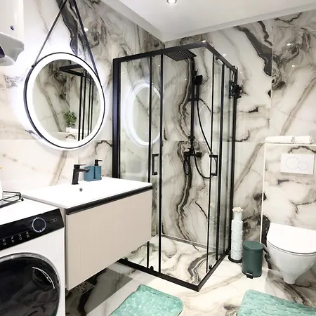 Apartmán ^ Luxury Two Bed In Heart Of Portoroz, Slovenia ^ Portorož